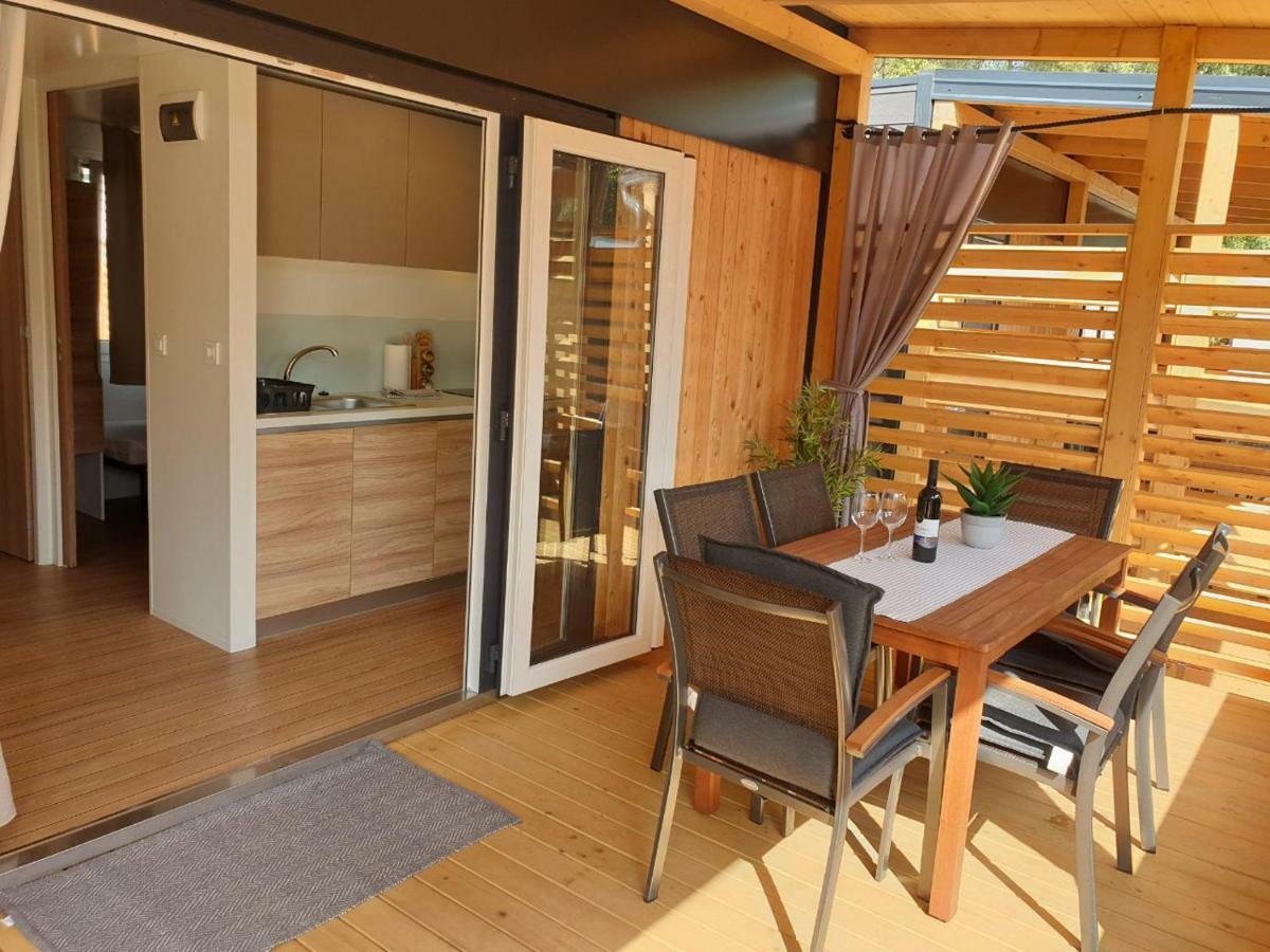 Mobile Home Starfish IV Camp Biograd Biograd Na Moru Εξωτερικό φωτογραφία