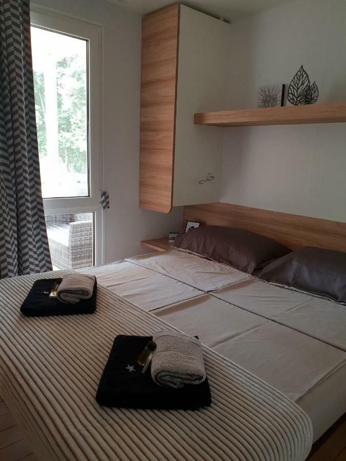 Mobile Home Starfish IV Camp Biograd Biograd Na Moru Εξωτερικό φωτογραφία